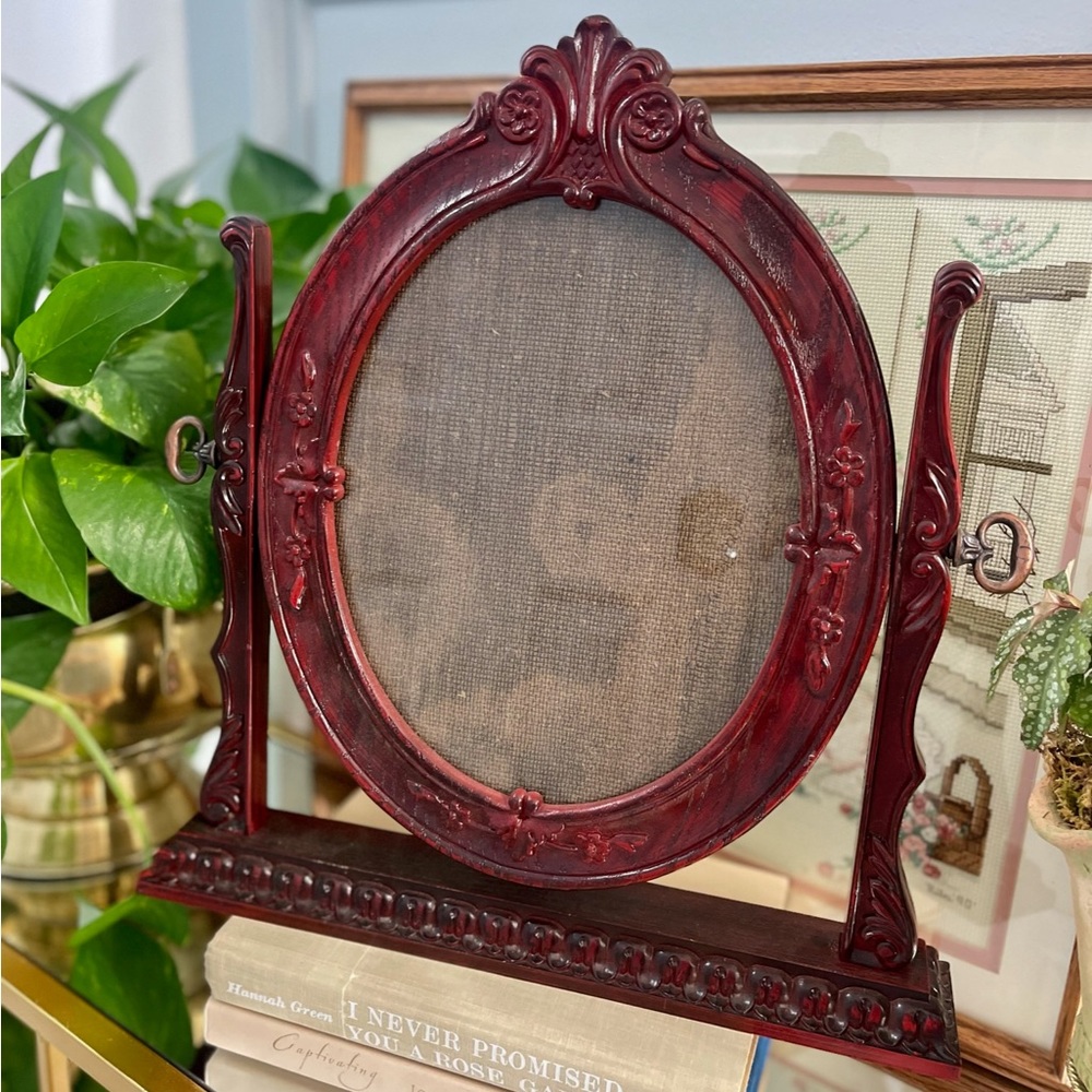 Ornate Swivel Picture Frame